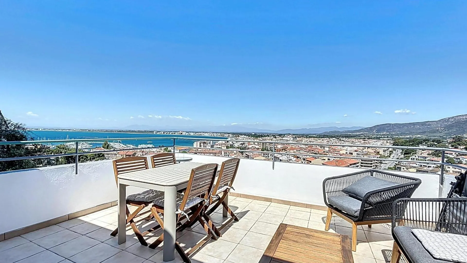 Bonrepos - Magnifique Appartement Vue Mer Roses