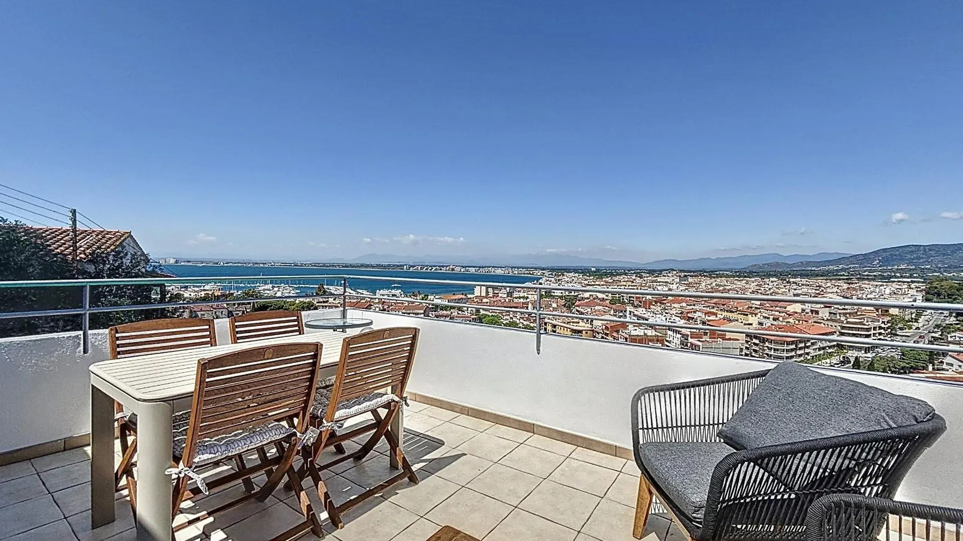 Bonrepos - Magnifique Appartement Vue Mer Roses