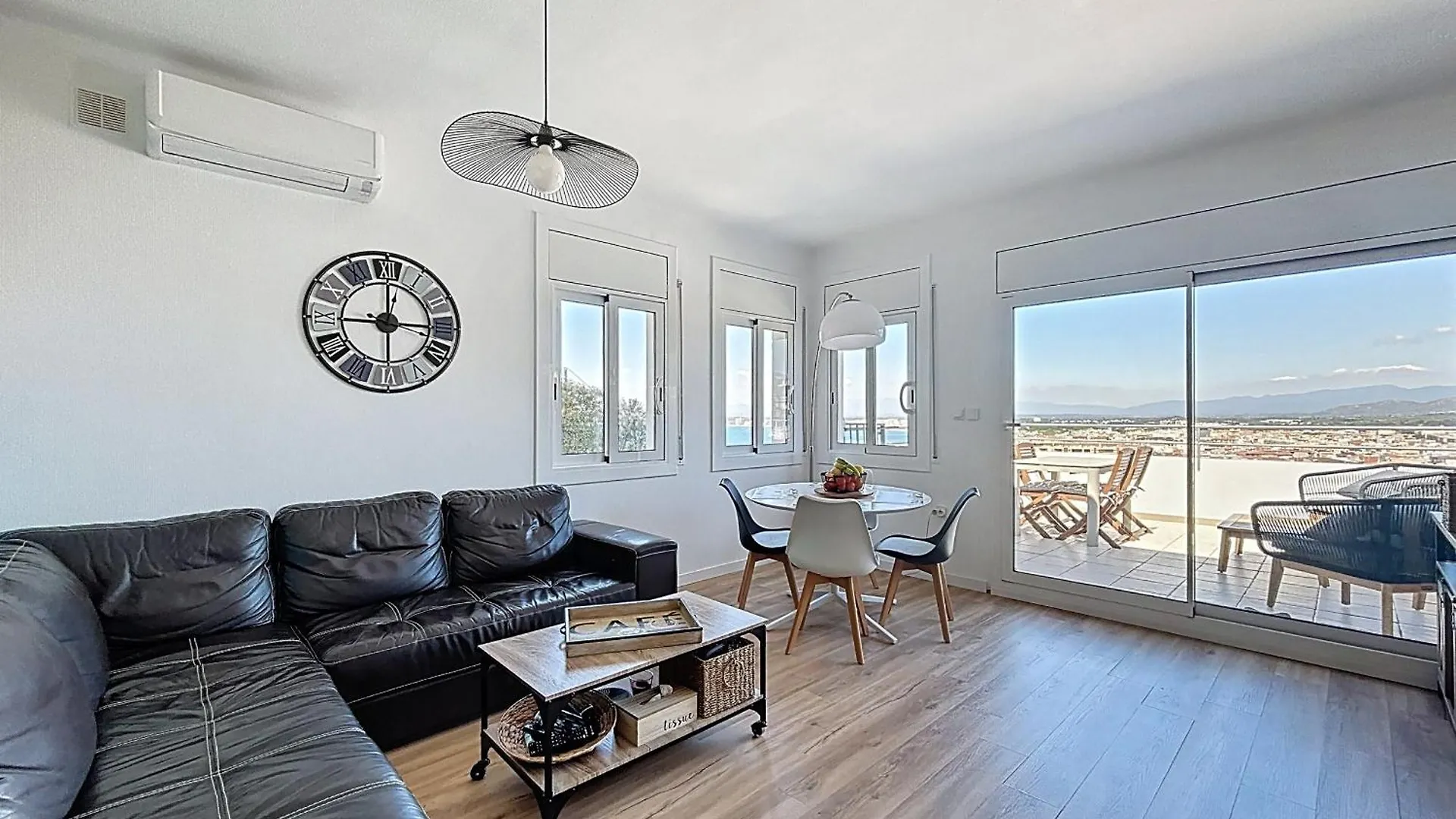 Apartment Bonrepos - Magnifique Appartement Vue Mer Roses